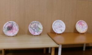 秋の紅葉絵皿(10月16日)