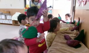 お芋掘り??(10月23日)