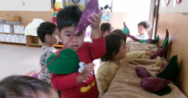 お芋掘り??(10月23日)