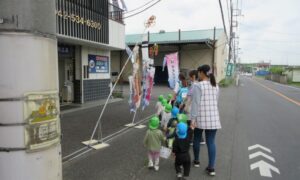 お買い物ごっこ?(4月15日)