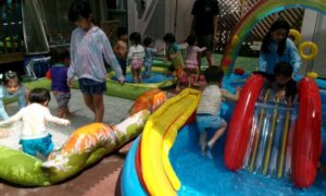 夏だぁ~!プールだぁー!